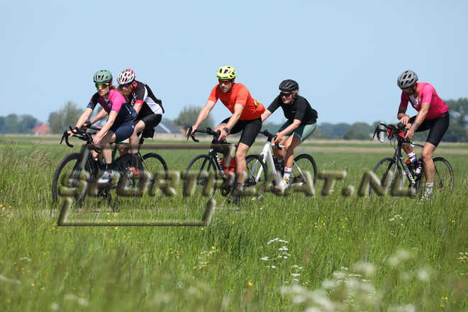 F03305.jpg